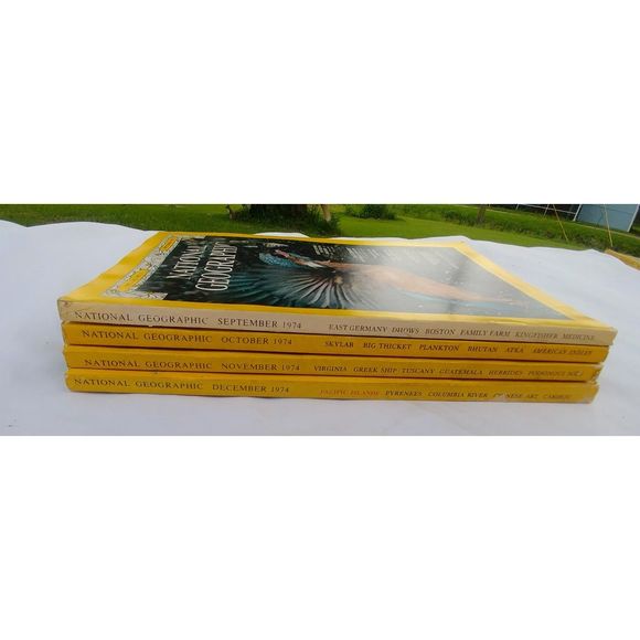 Vintage Bundle of four (4) 1974 National Geographic magazines - Picture 7 of 8